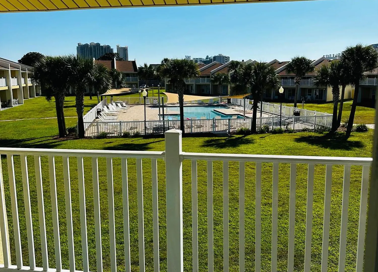 Choose Memories Seacove 10H 0*, Destin